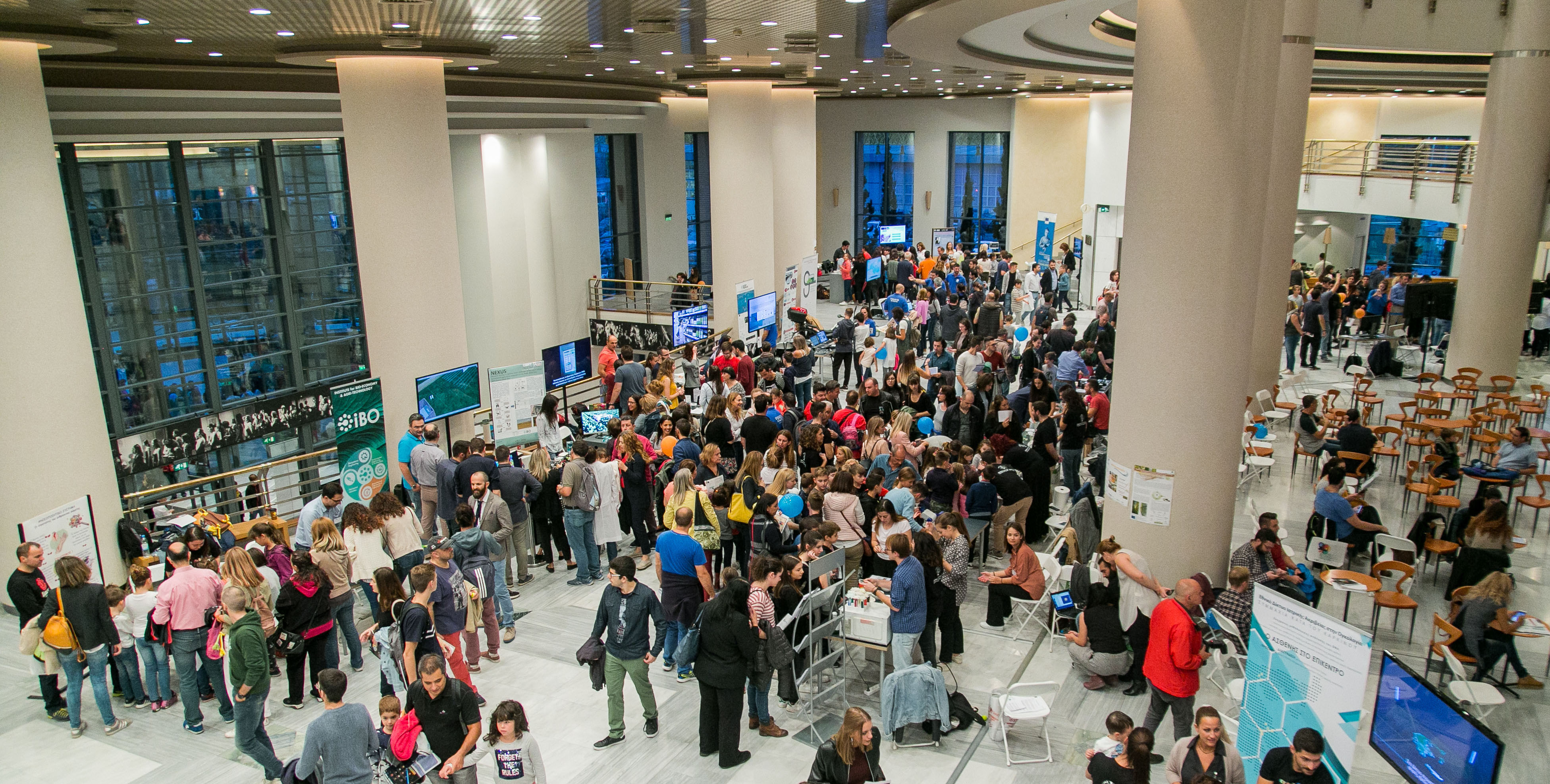 Πλήθος κόσμου στη Διαδραστική Έκθεση Τεχνολογιών (2)